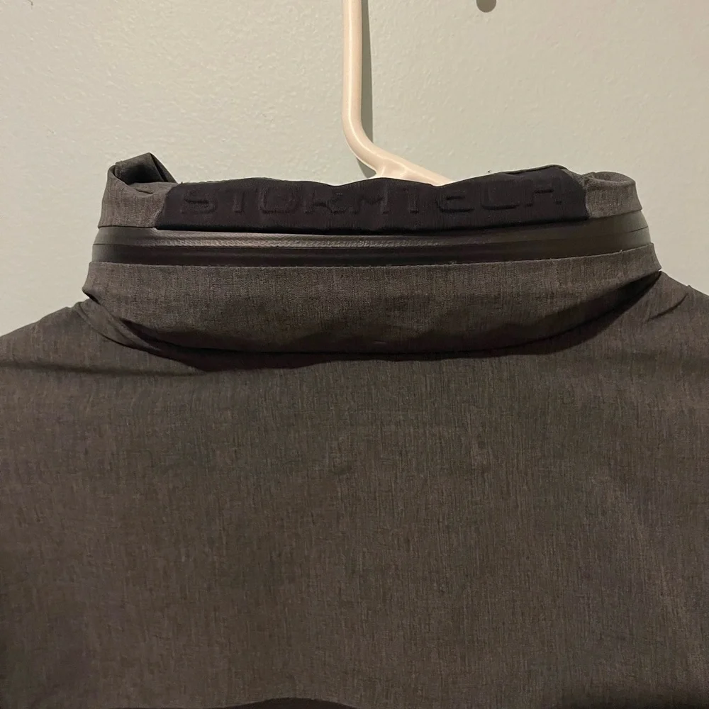 Stormtech Performance Convertible Jacket - Picture 4 of 10
